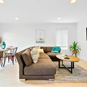 Holiday home Deluxe I & Ii, Newport Beach