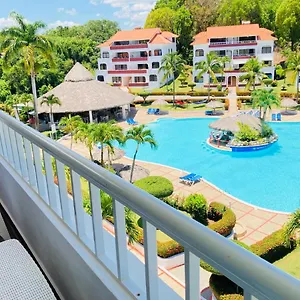 https://chocolate-apartment-wifi-pool-restaurant.comcaribbean.com